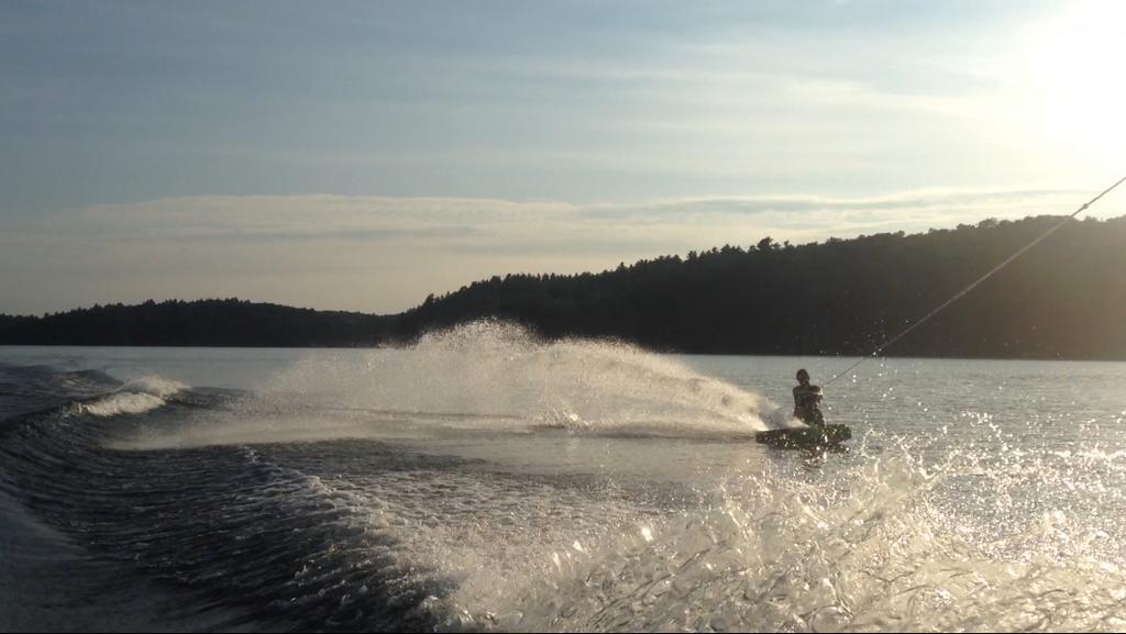 Little Hawk Resort & Marina Algonquin Highlands Eksteriør billede